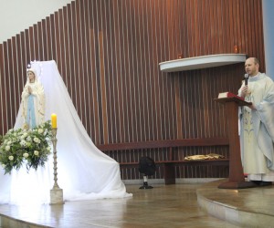 Missa em honra à Nossa Senhora de Lourdes