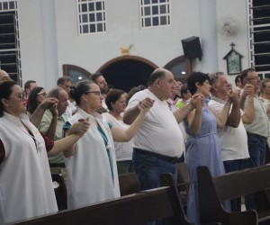 Missa em honra à Nossa Senhora de Lourdes