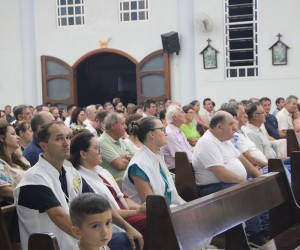 Missa em honra à Nossa Senhora de Lourdes