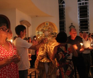 Missa em honra à Nossa Senhora de Lourdes