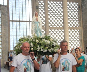 Carreata Nossa Senhora de Lourdes e missa pelos enfermos 