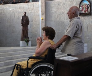 Carreata Nossa Senhora de Lourdes e missa pelos enfermos 