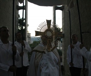Ressurreição do Senhor: Paróquia São Luís Gonzaga celebra a Páscoa