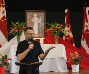 Paróquia São Luís Gonzaga celebra Tarde da Misericórdia