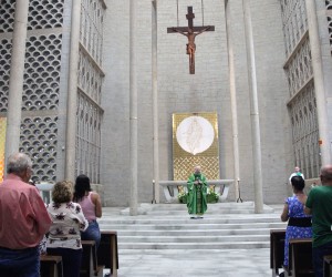 Missa de despedida do padre Diomar Romaniv