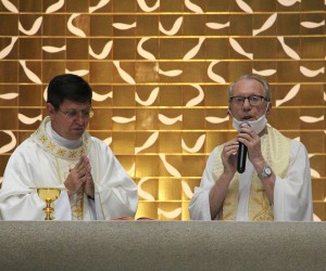 25 anos Adoração ao Santíssimo Sacramento 