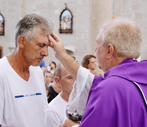 Quarta-feira de Cinzas terá cinco missas na igreja Matriz São Luís Gonzaga