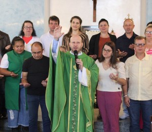 Comunidade Santo Antônio celebra seu padroeiro