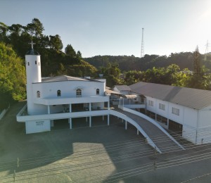 Comunidade Nossa Senhora de Lourdes celebra padroeira neste fim de semana