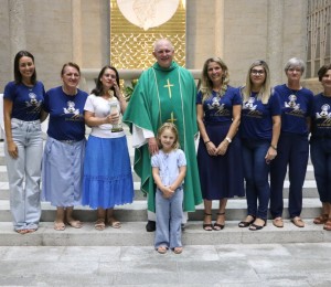 Conheça o movimento “Mães que oram pelos filhos”