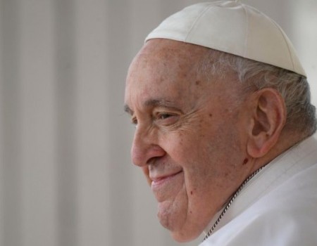 Francisco: por meus dez anos como Papa, quero a paz como presente