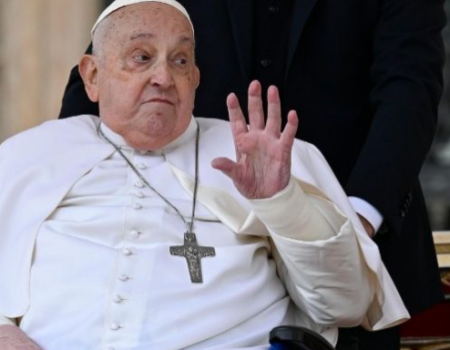 Papa: peçamos a graça de reencontrar o caminho rumo a Deus