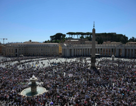 Leão XIV: Jesus vem para nos guiar, não para roubar nossa liberdade