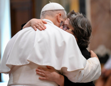 Leão XIV: reconhecer Cristo nos mais vulneráveis nos faz crescer como sociedade
