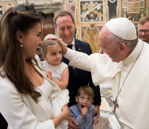 Papa acrescenta novos membros ao dicastério para os Leigos, a Família e a Vida