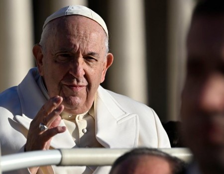 Papa: em meio ao tormento da guerra, que a Copa do Mundo seja ocasião de paz