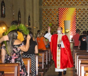 Celebrações de Domingo de Ramos dão início à Semana Santa